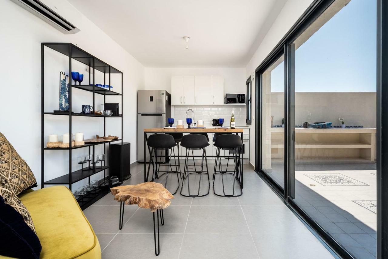 Duplex With Sea View Terrace Above The Flea Market Tel Aviv Exterior foto