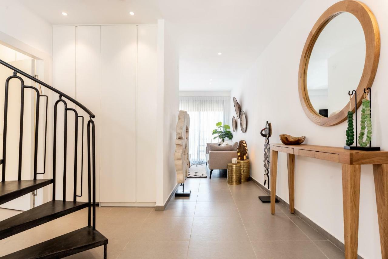 Duplex With Sea View Terrace Above The Flea Market Tel Aviv Exterior foto