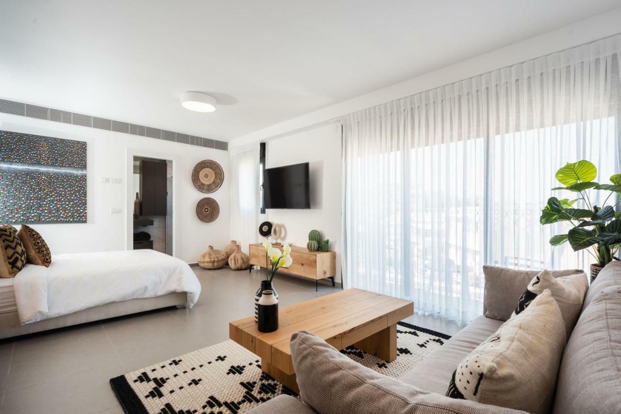 Duplex With Sea View Terrace Above The Flea Market Tel Aviv Exterior foto